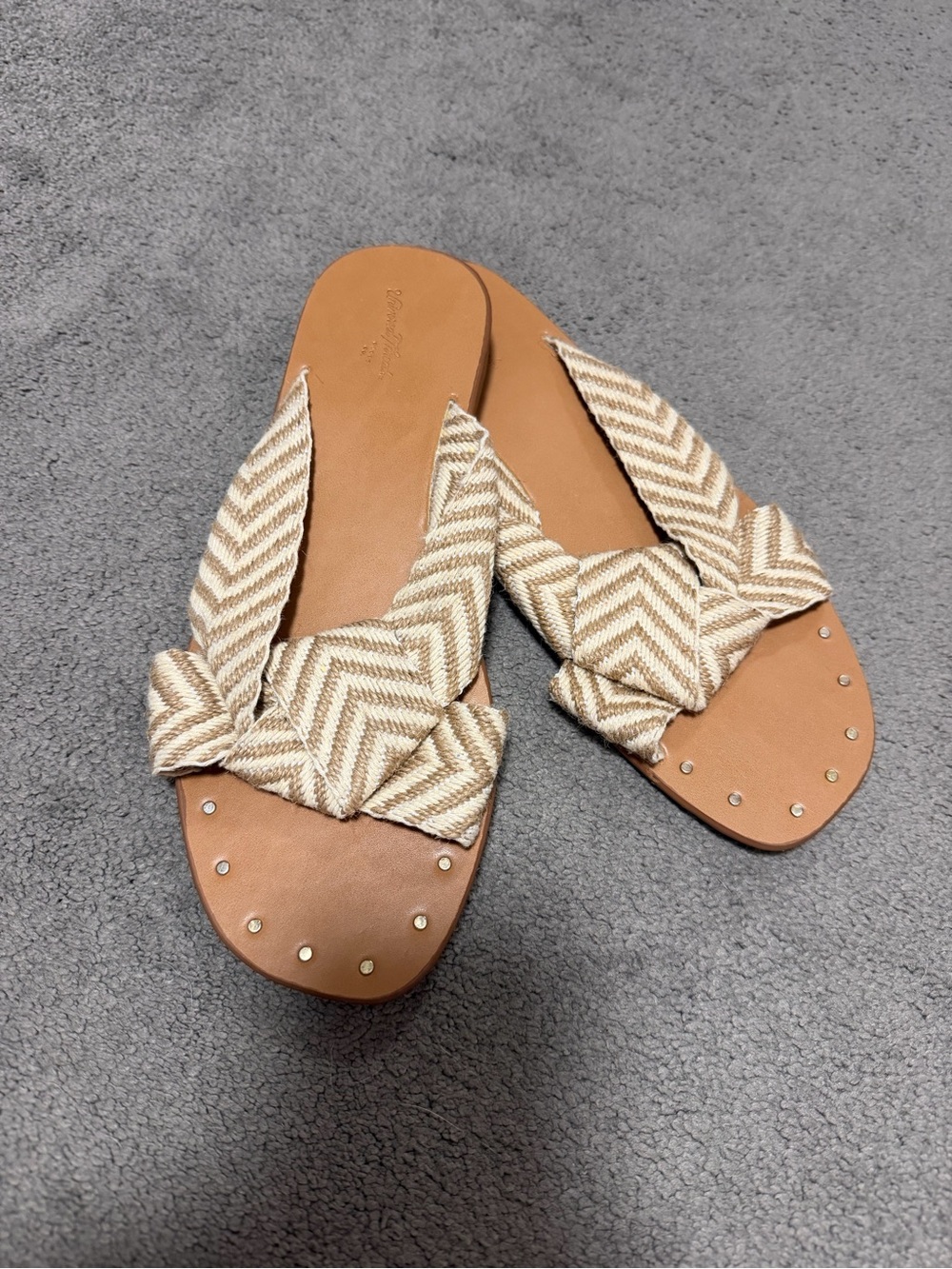 Universal Threads Woven Chevron Knot Slide Sandals - Beige